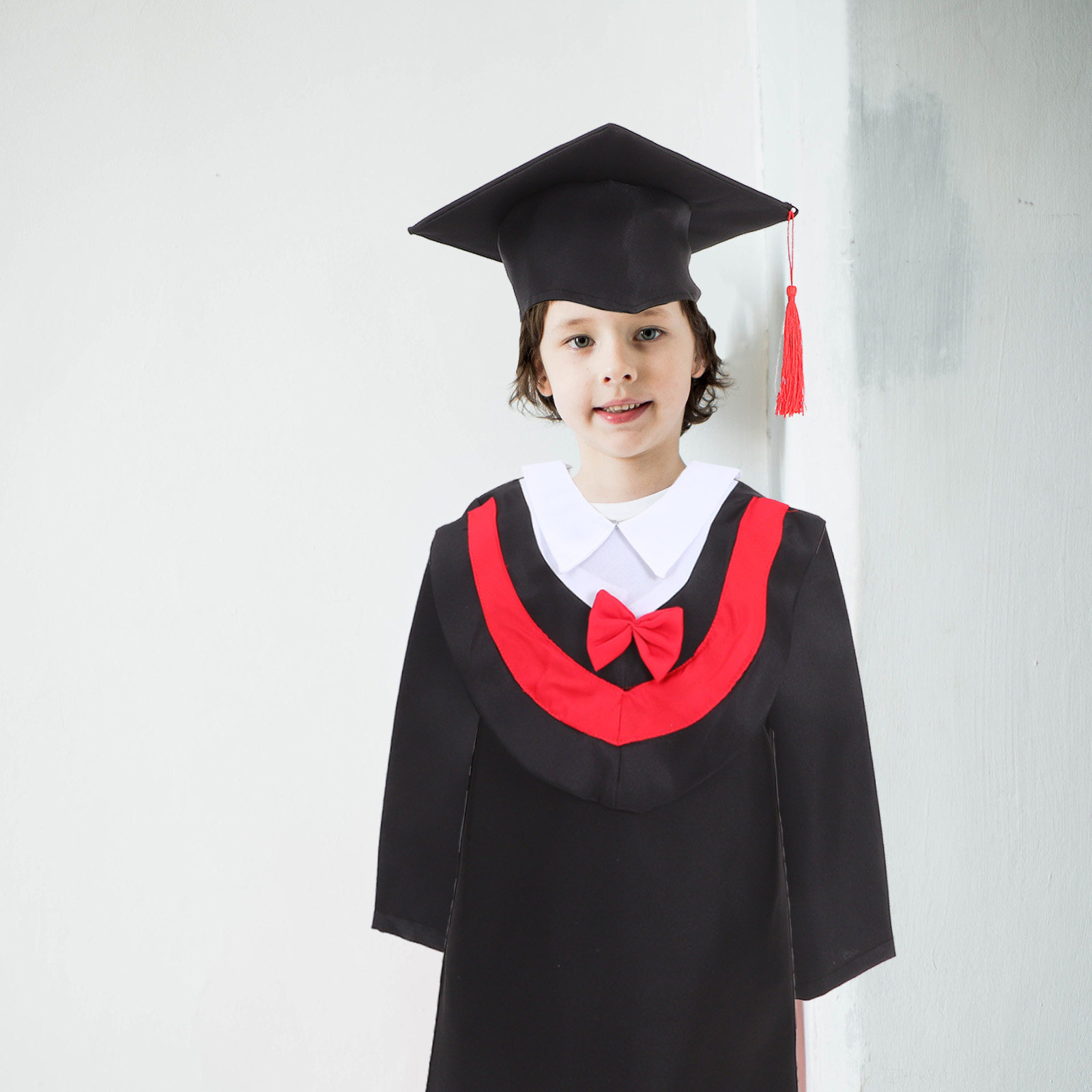 ชุดเสื้อคลุมรับปริญญาสำหรับเด็ - Photography Design บทวิจารณ์และราคา